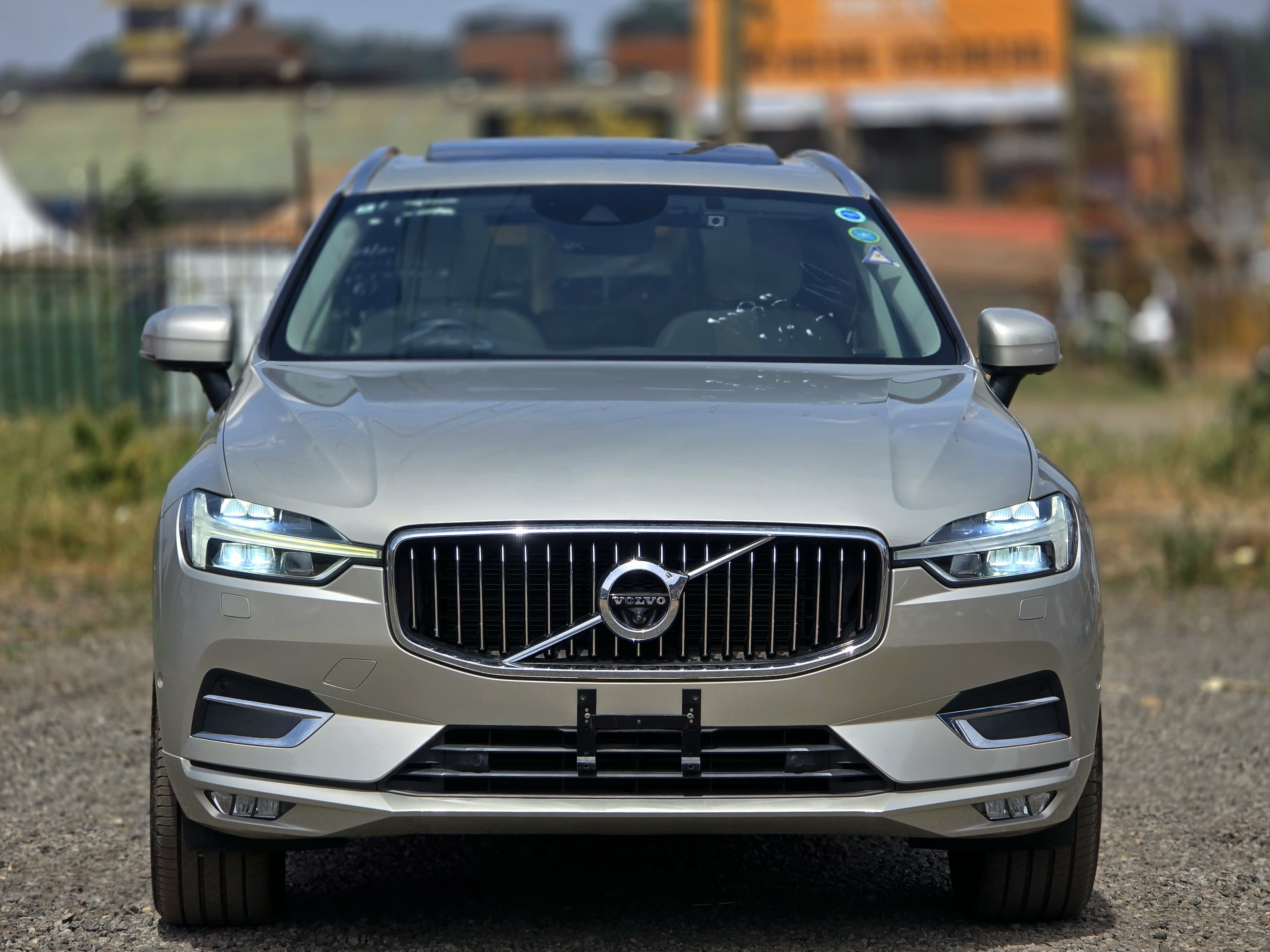 Volvo XC60 D4 - Image 3
