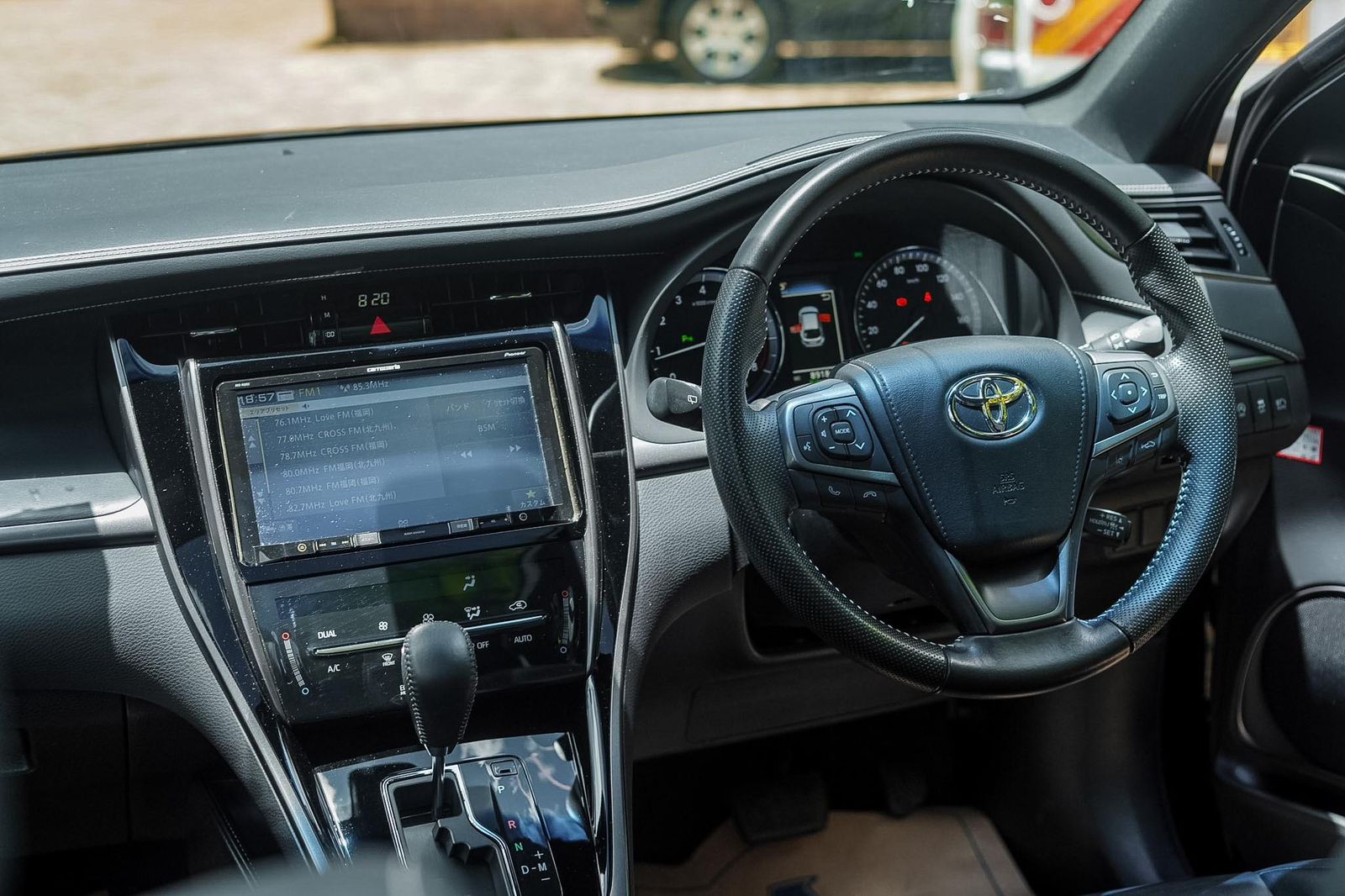 Vehicle image