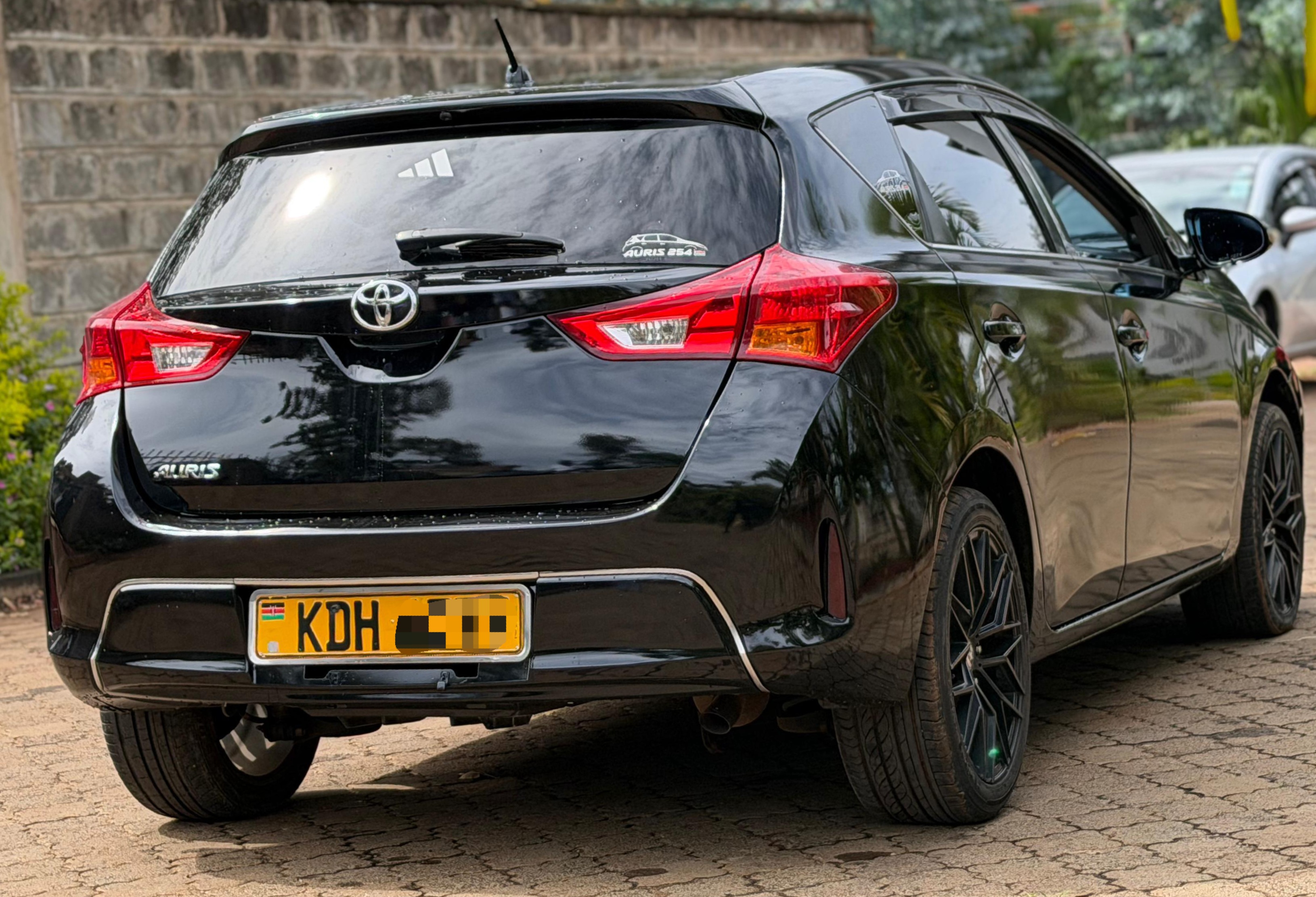 Vehicle image