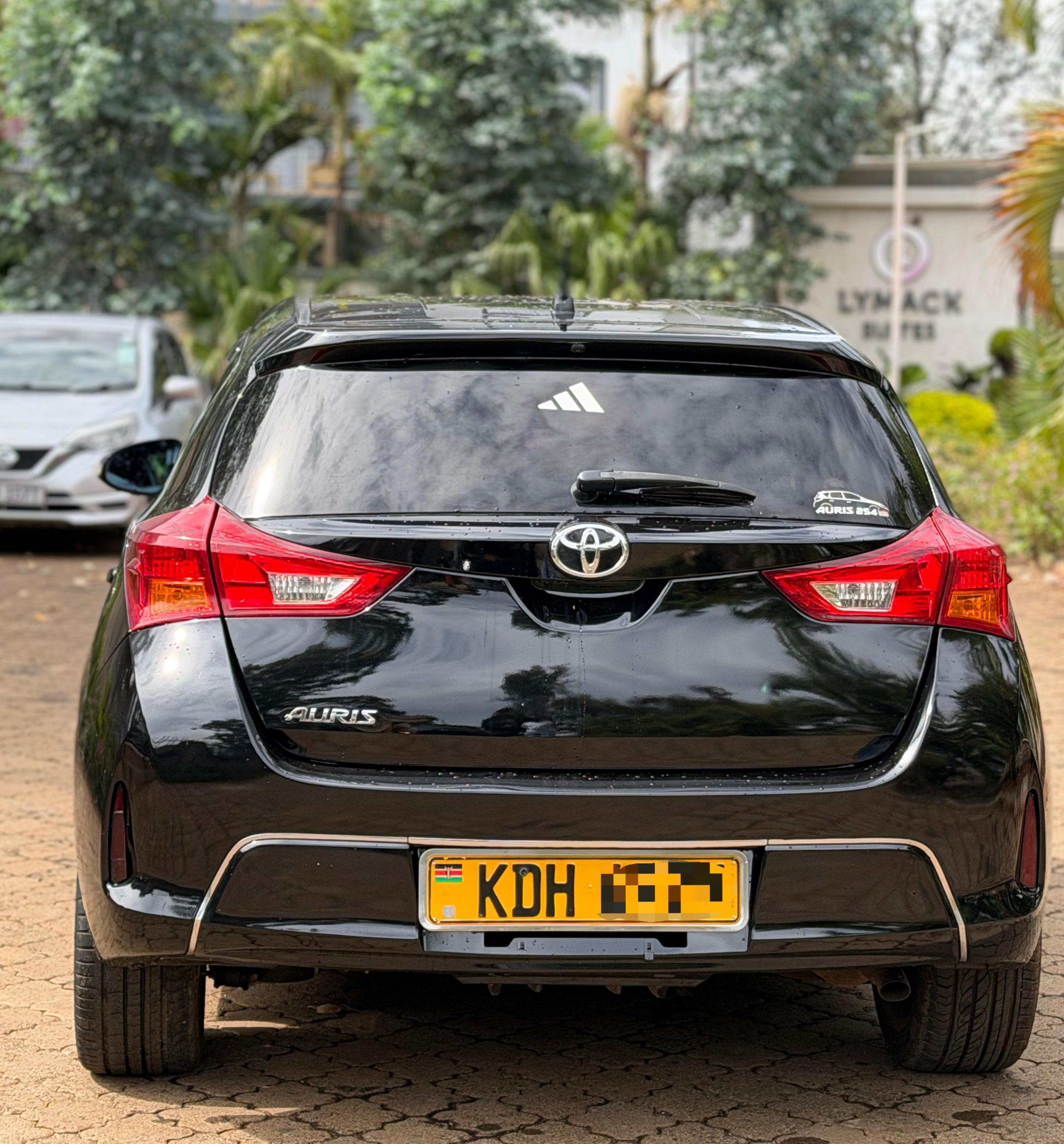 Vehicle image