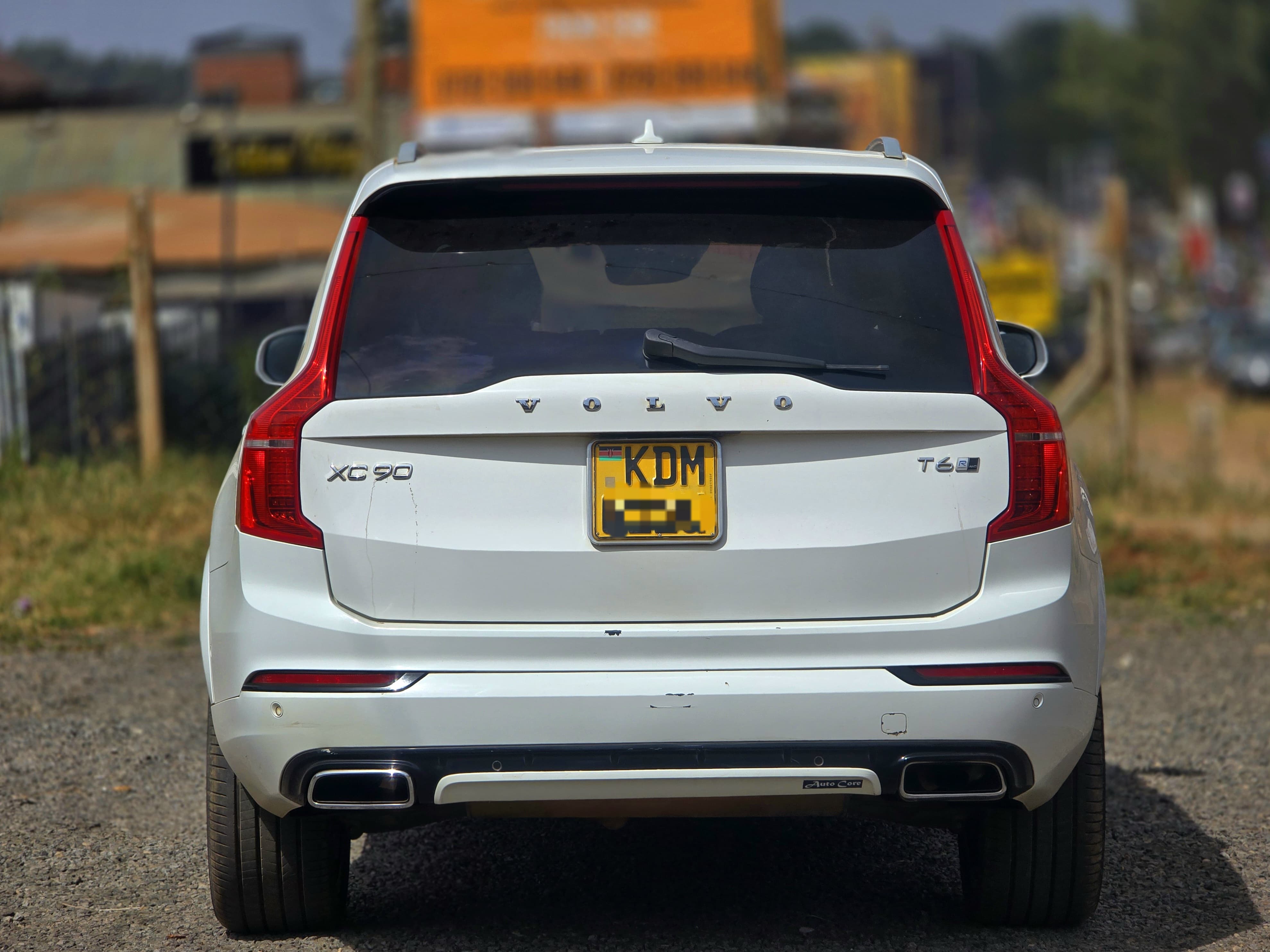 Volvo XC90 T6 R-Design - Image 5
