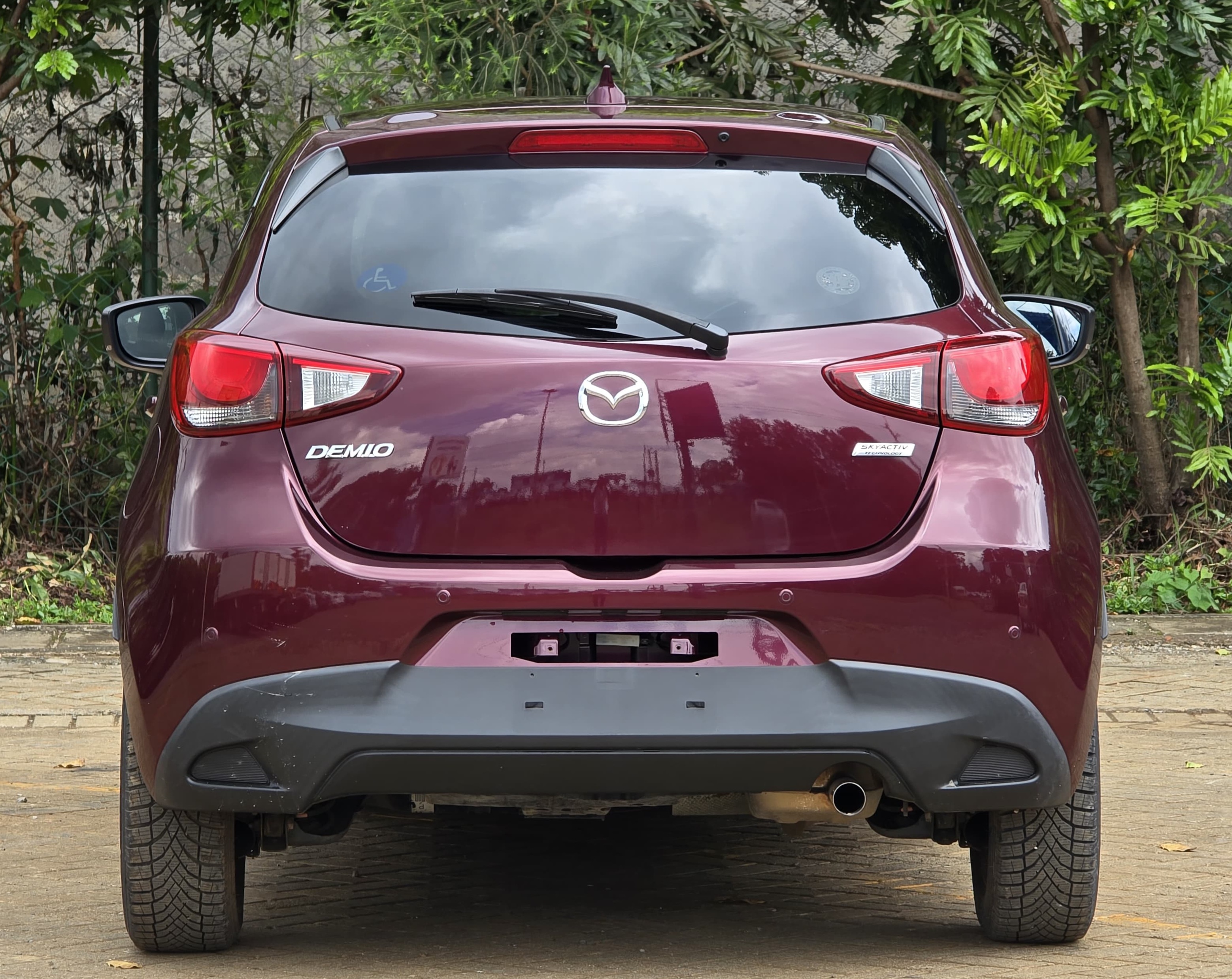 Vehicle image