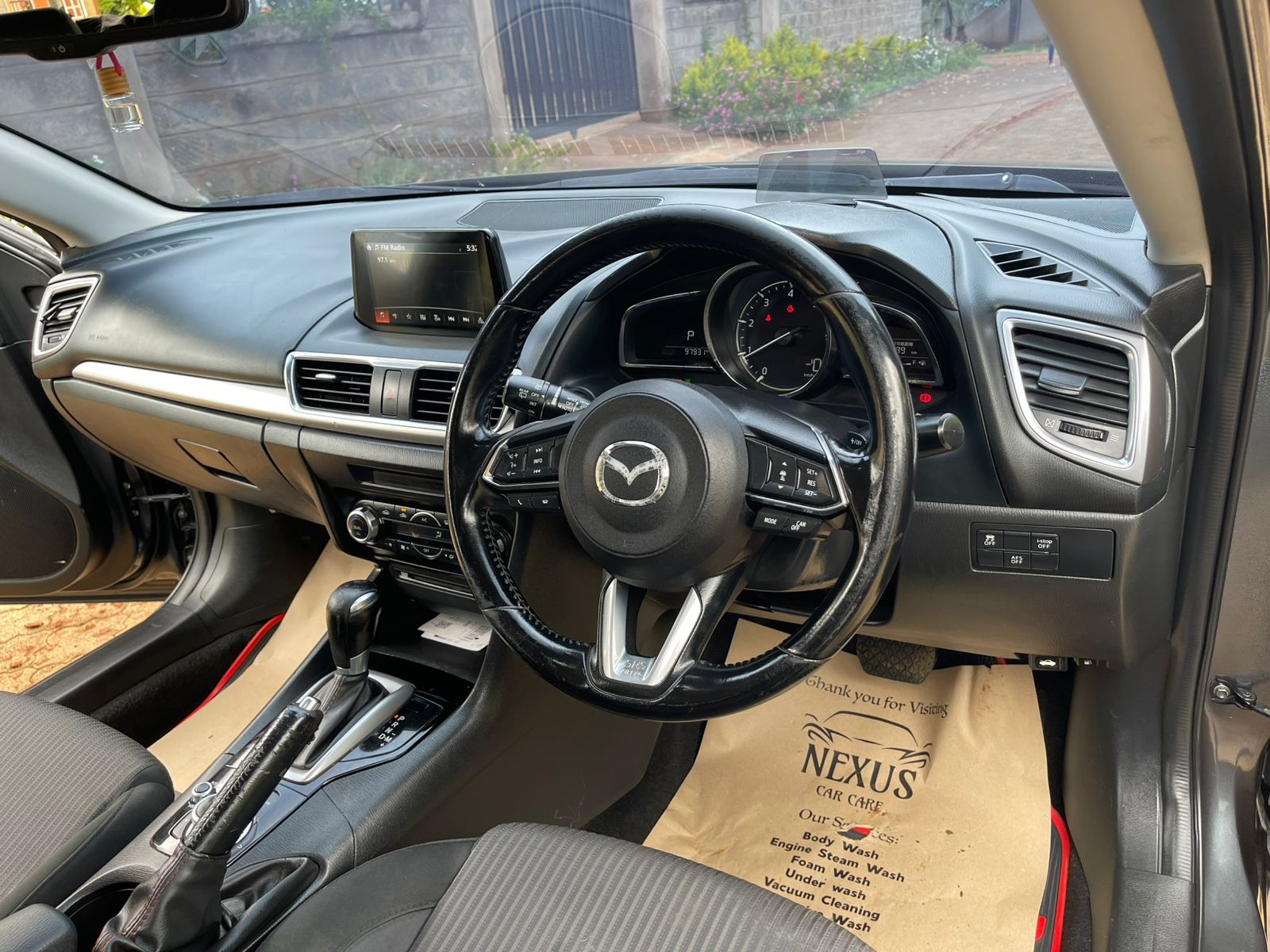 Vehicle image