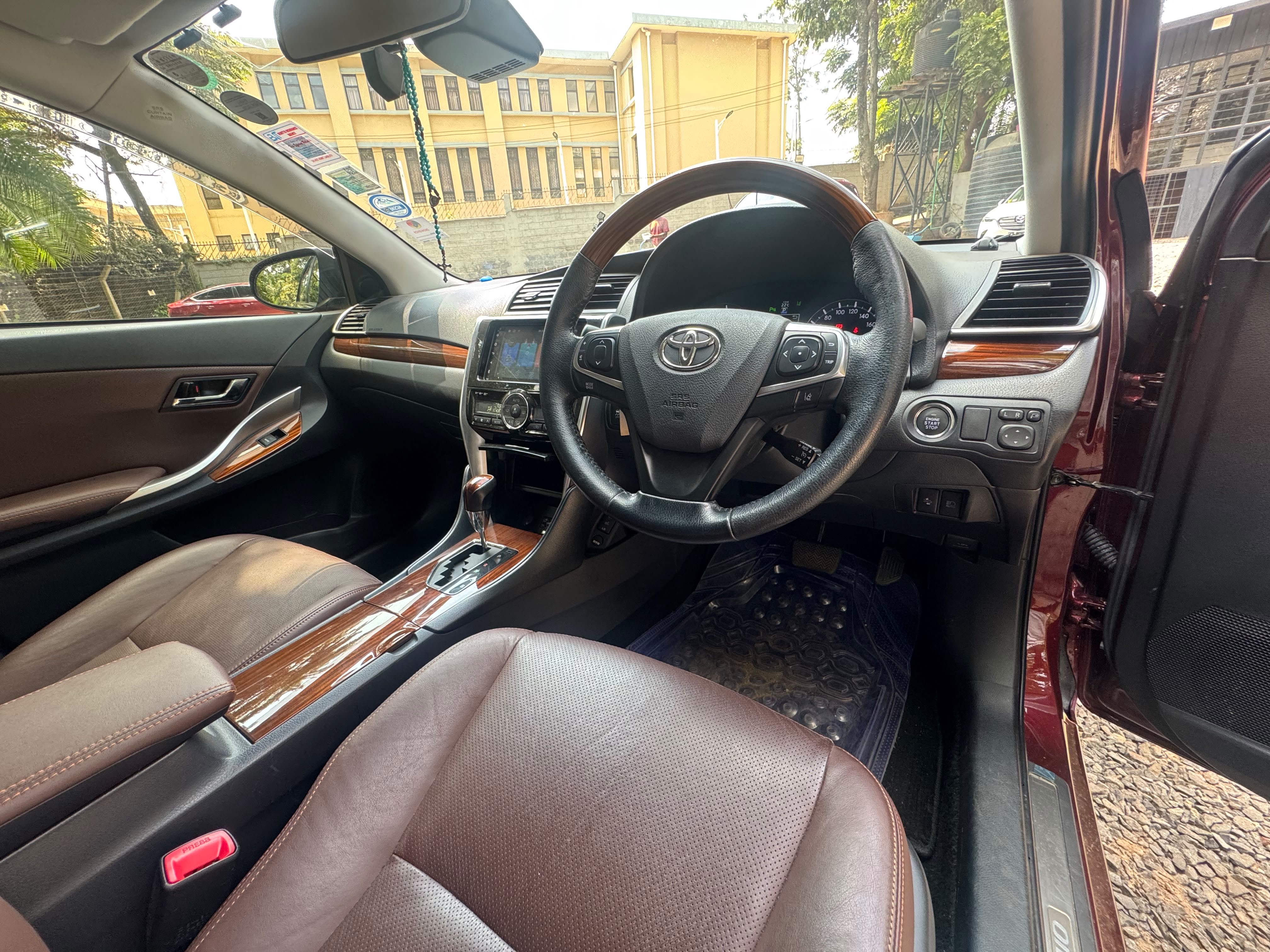 Toyota Premio