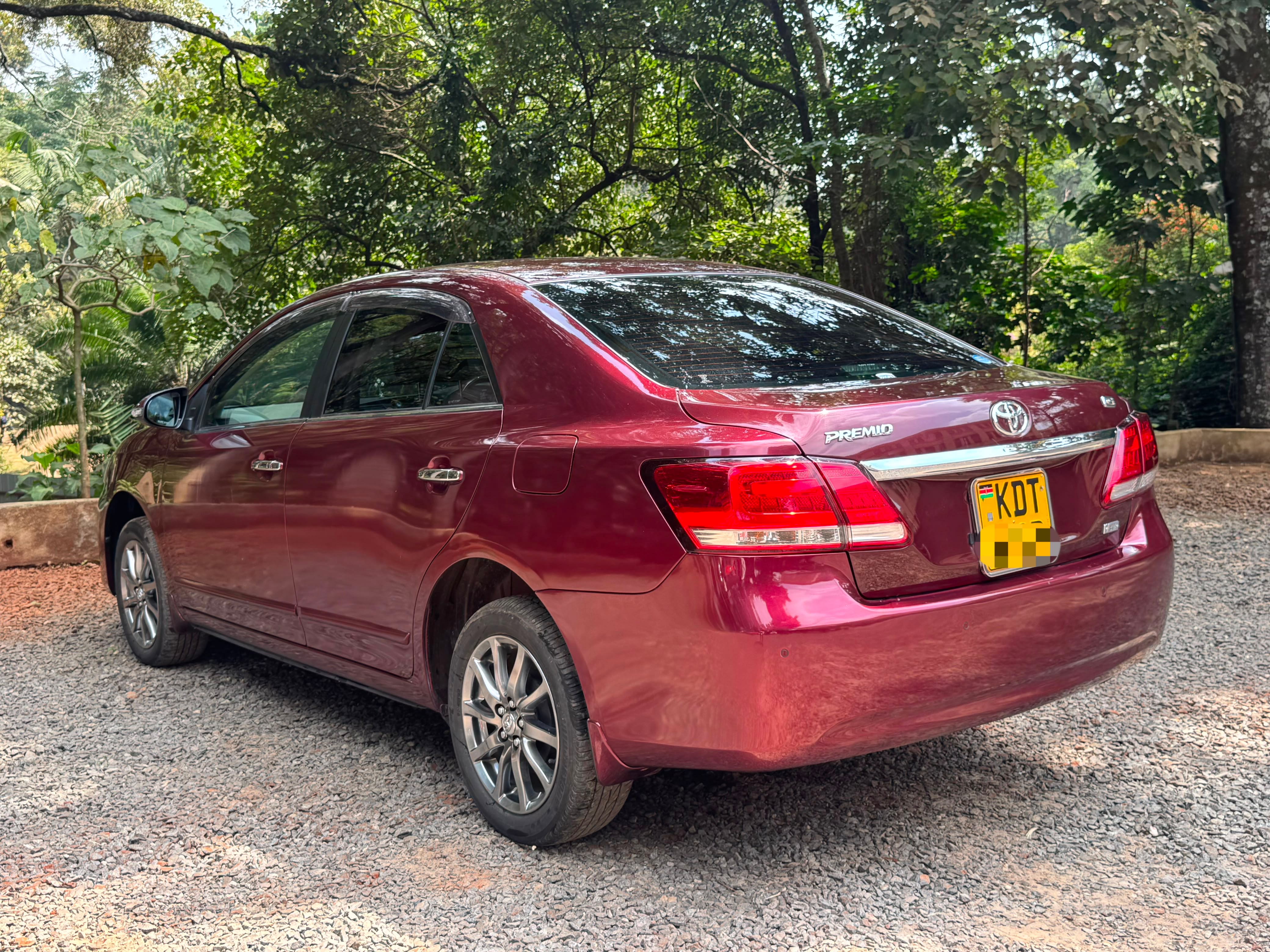 Toyota Premio