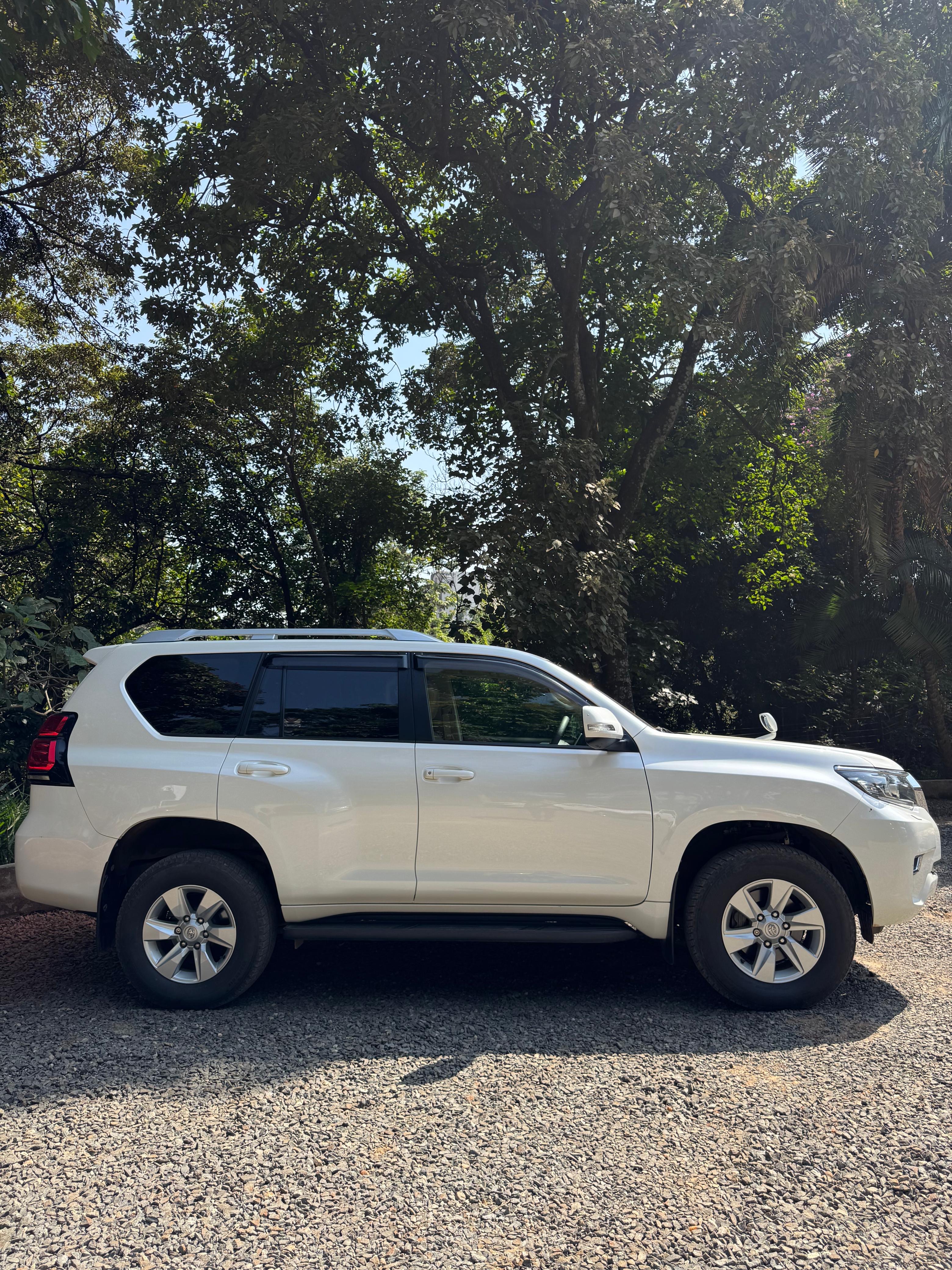 Toyota LandCruiser Prado TX