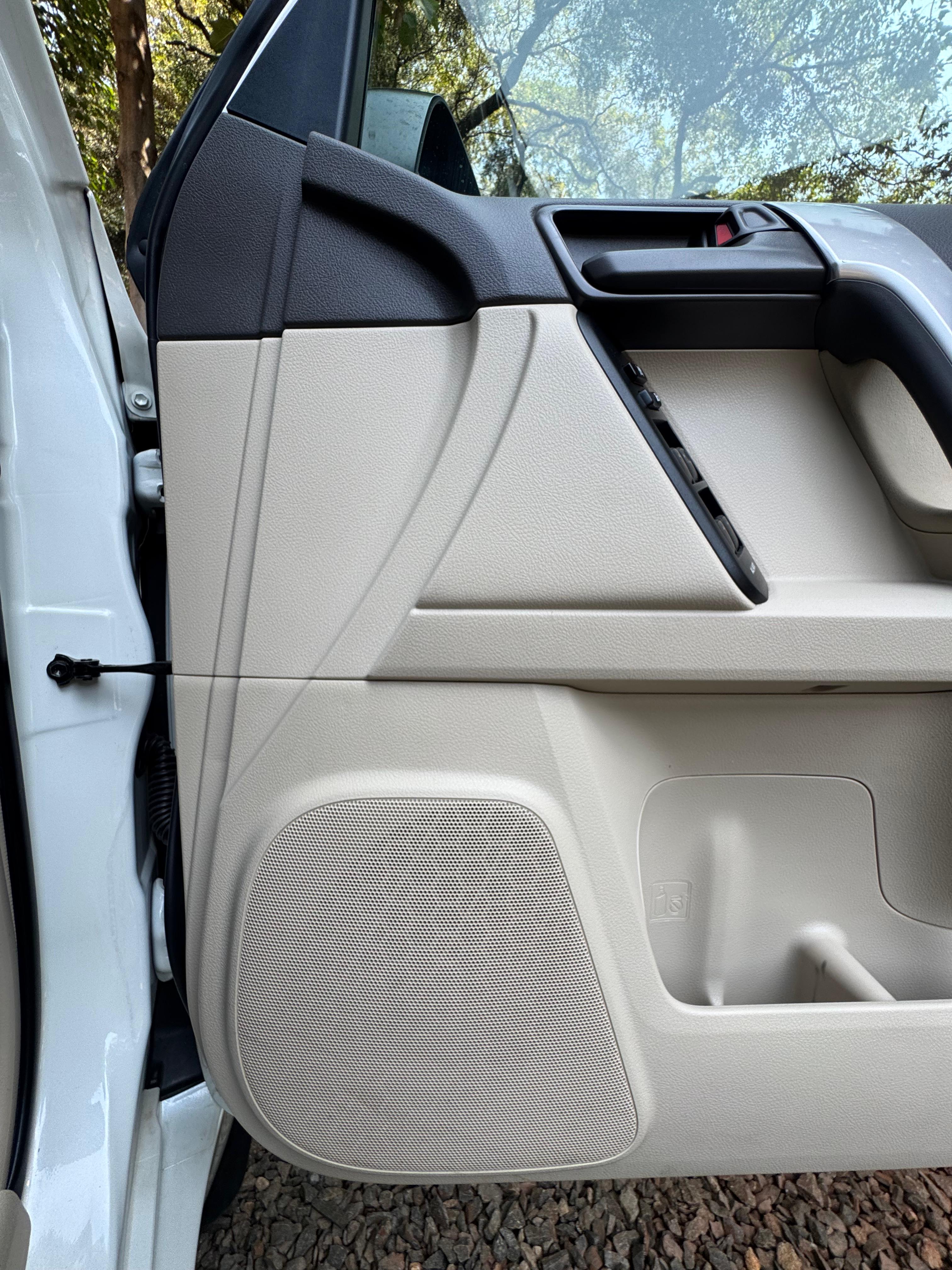 Toyota LandCruiser Prado TX