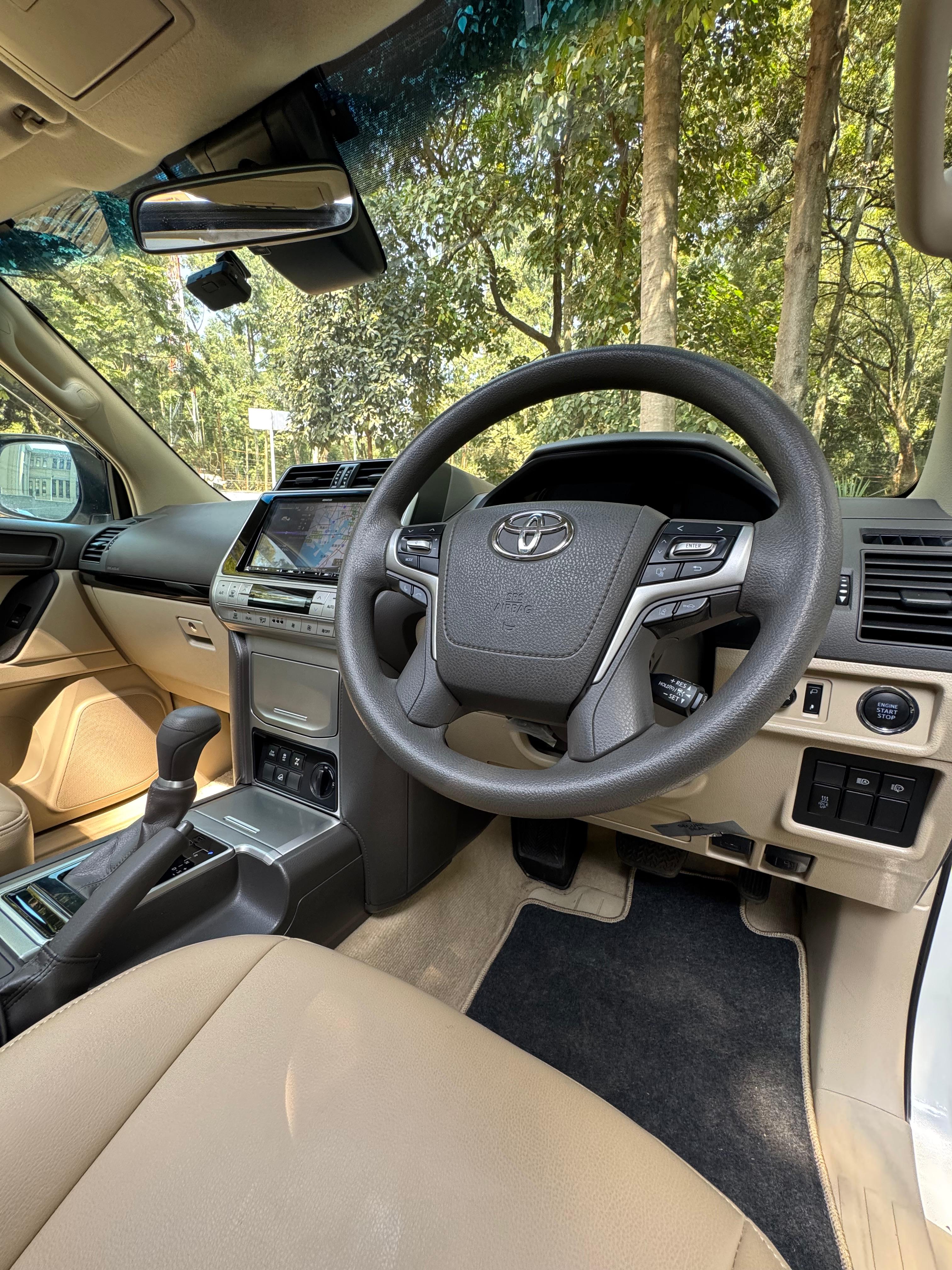 Toyota LandCruiser Prado TX