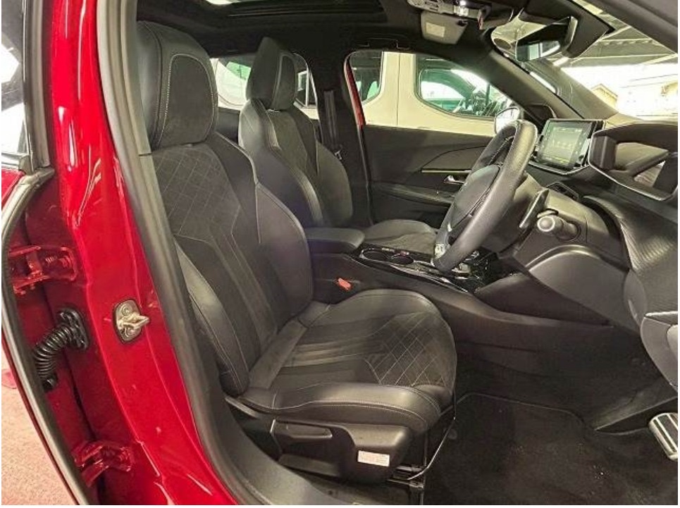 Peugeot 2008 1.2 PureTech