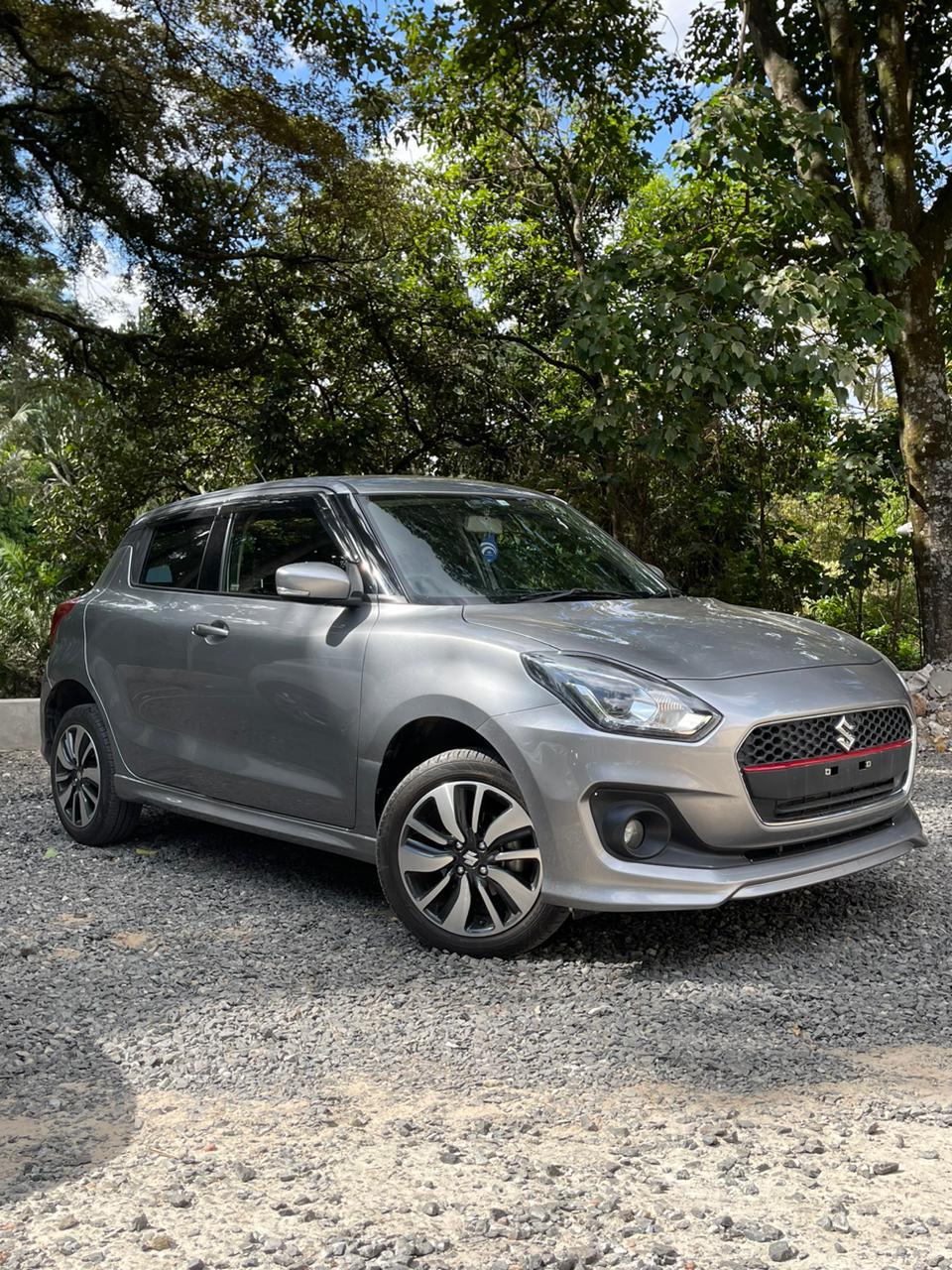SUZUKI SWIFT RS