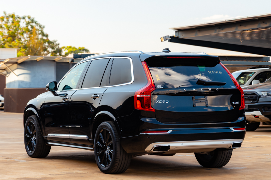 Volvo XC90 T6