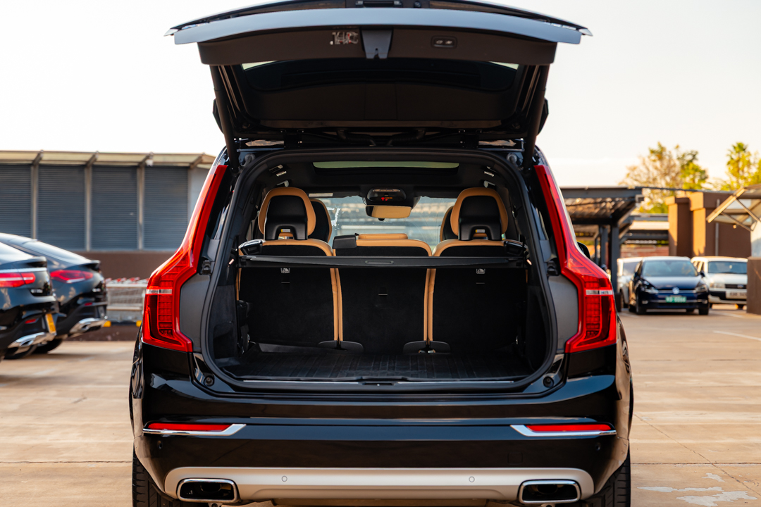 Volvo XC90 T6