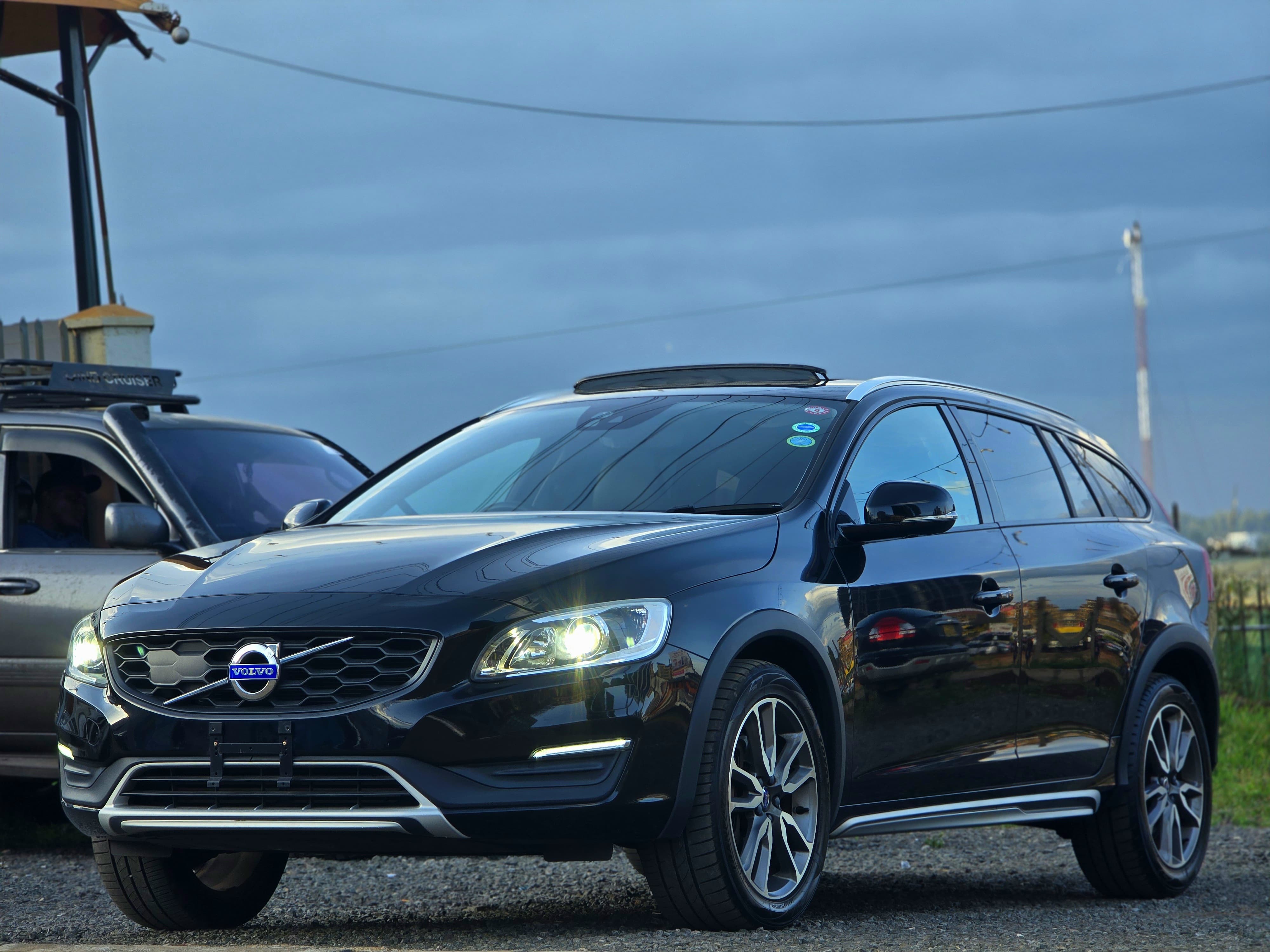 Volvo V60 D4 Cross Country