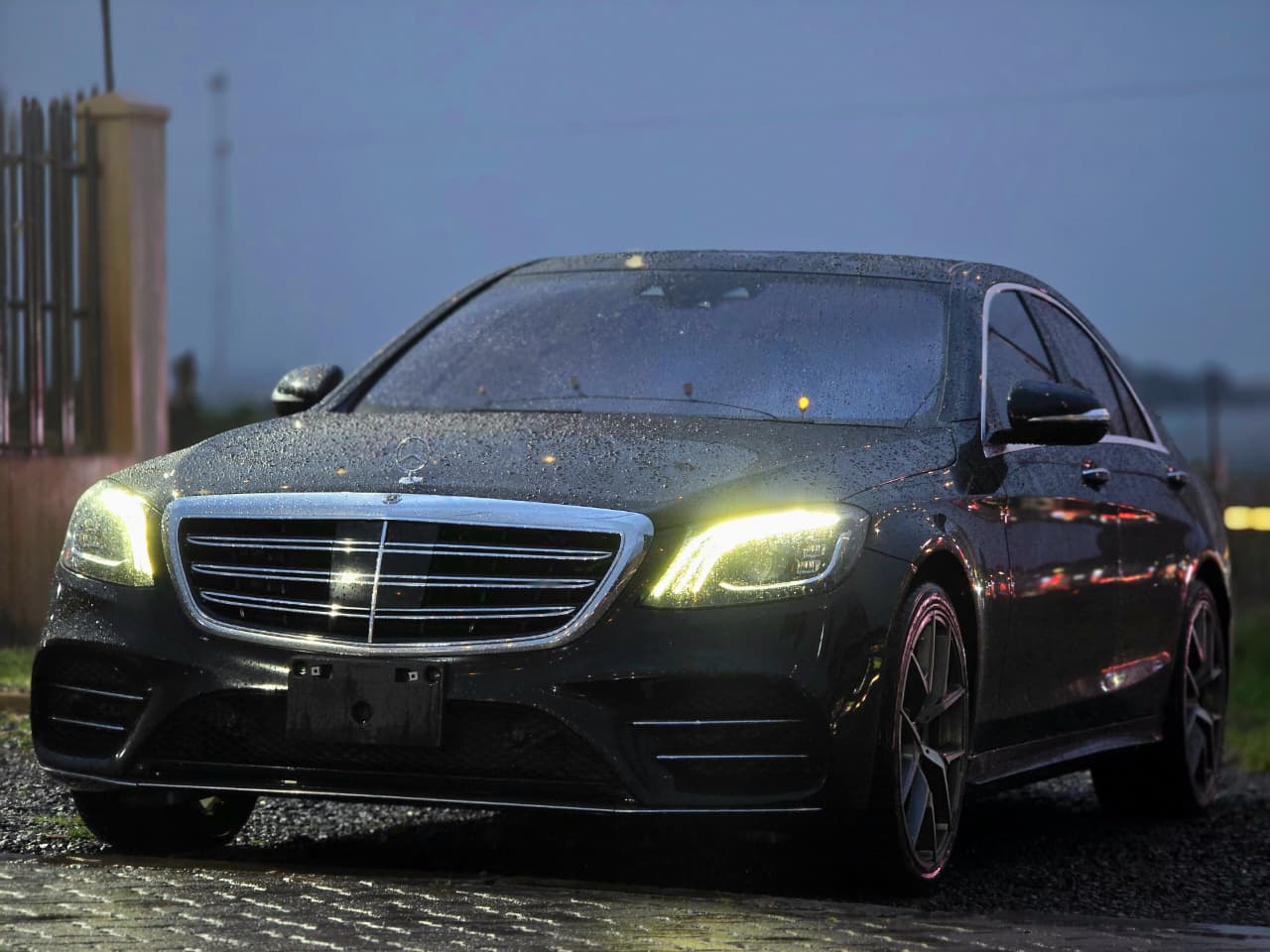 Mercedes Benz S450