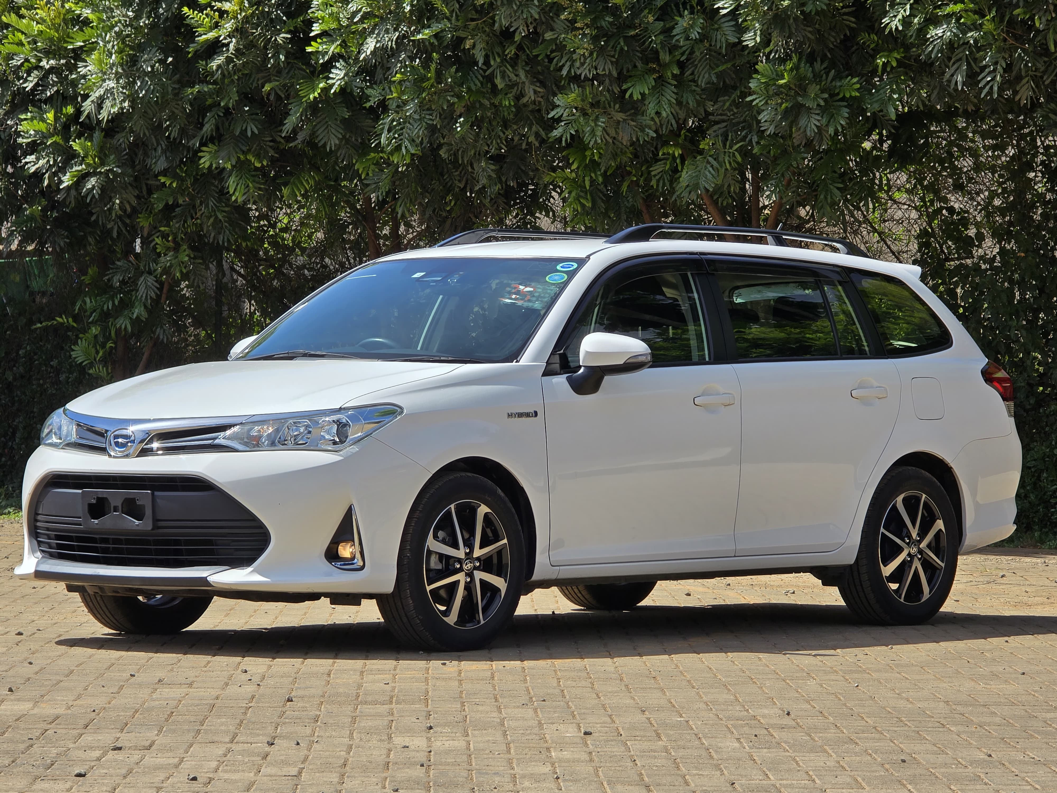 Toyota Corolla Fielder hybrid
