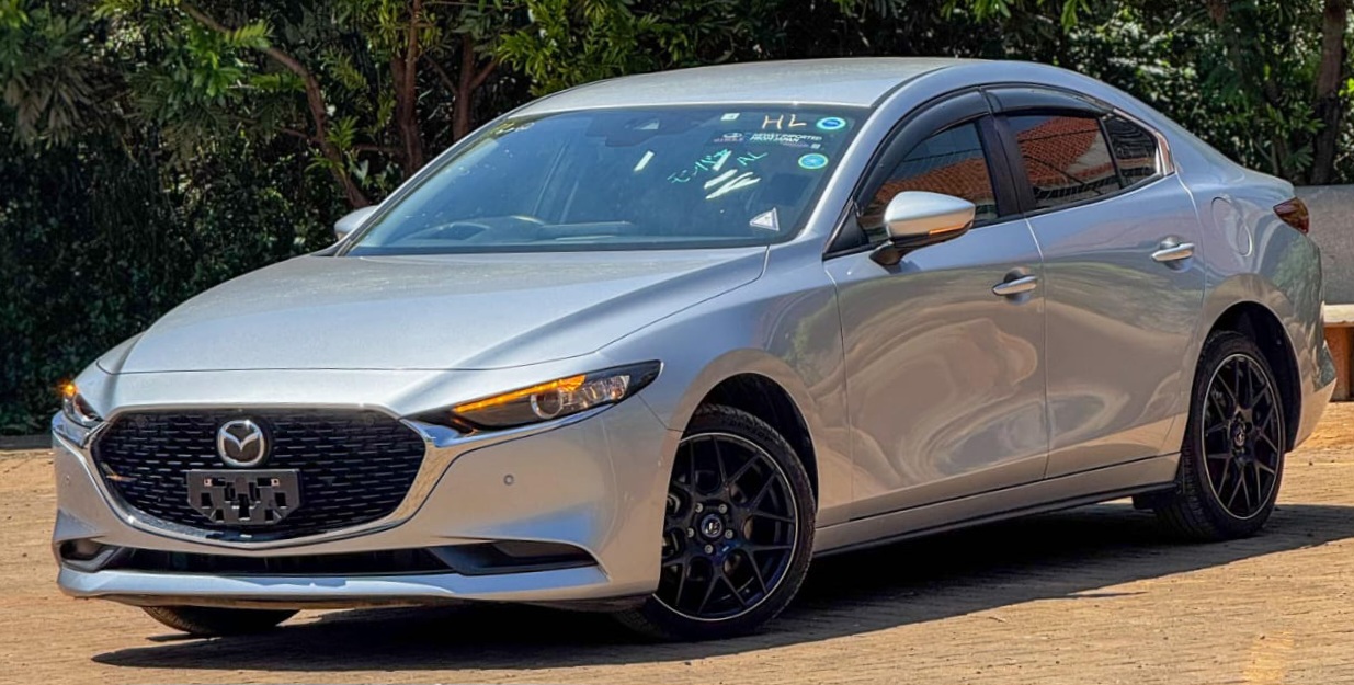 Mazda 3 15S Touring Sedan