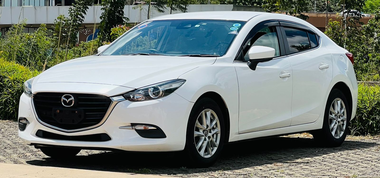 Mazda Axela (1.5L sedan)