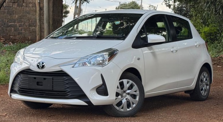 Toyota Vitz (Yaris)