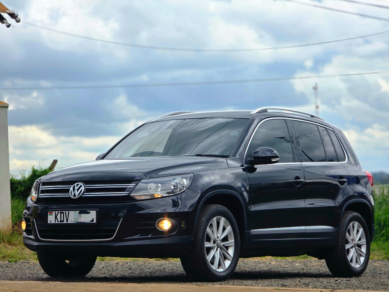 Volkswagen Tiguan 2.0L