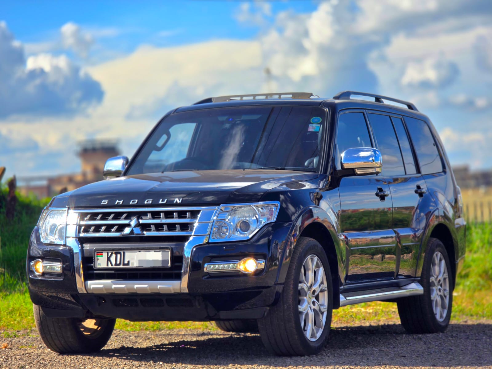 Mitsubishi Shogun 3.2L/Sunroof