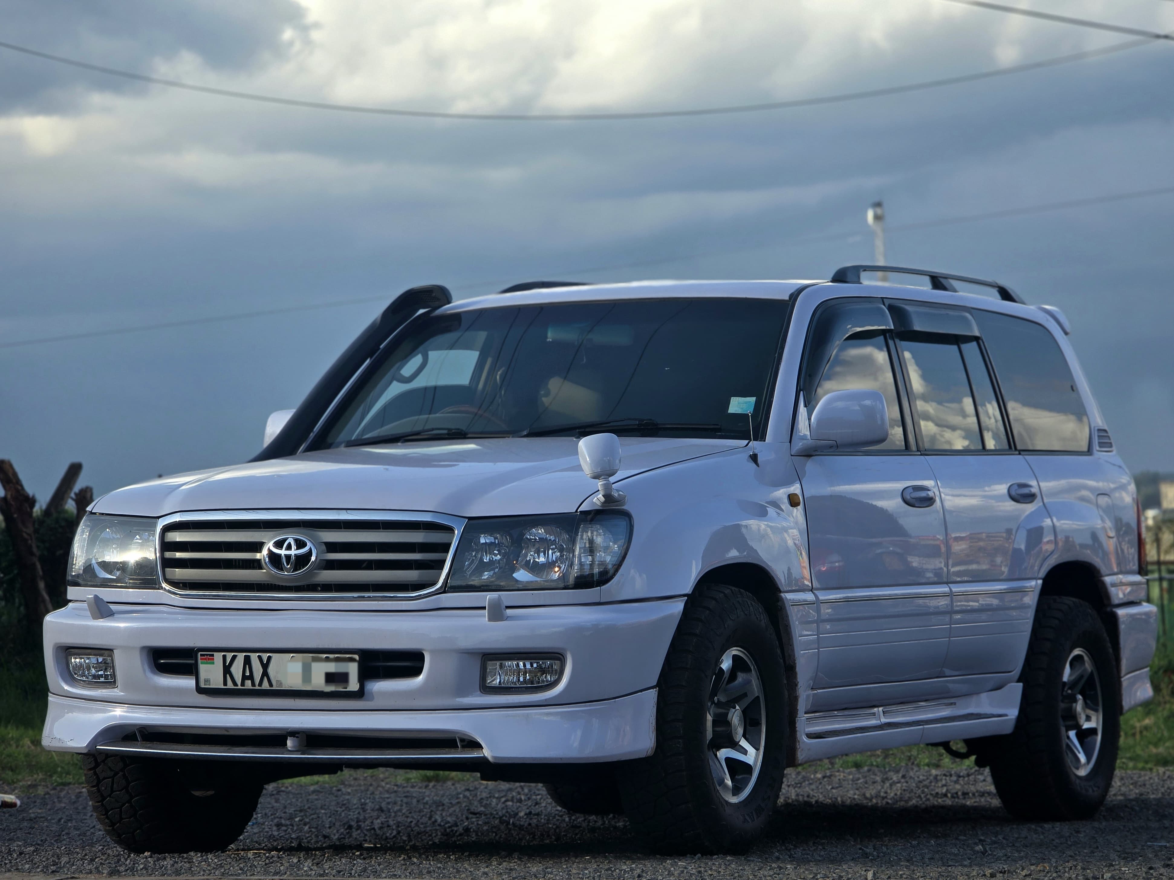 Toyota Landcruiser 100 Series