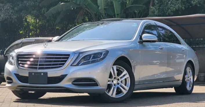 MERCEDES-BENZ S550