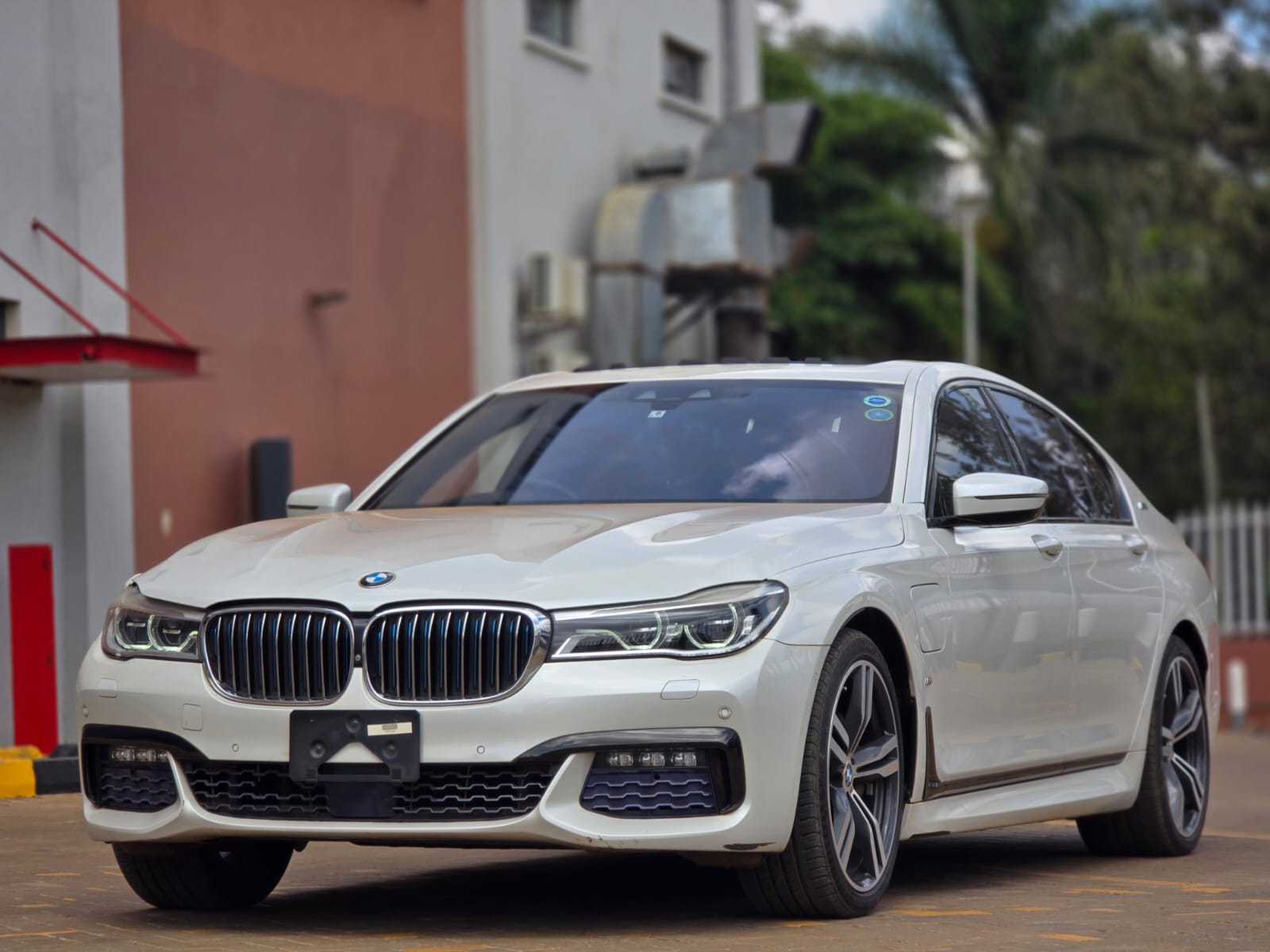 BMW 740e "PHEV" 'G11' M-Sport
