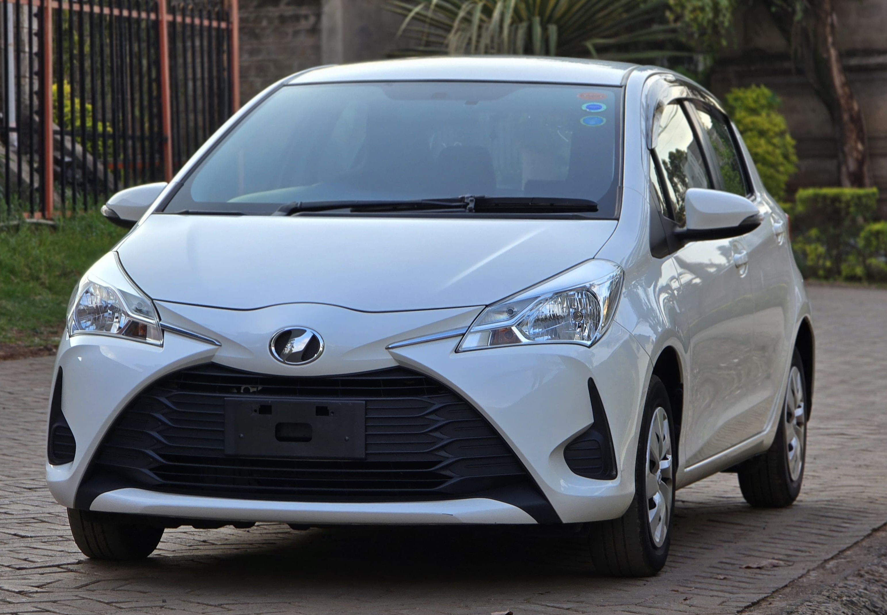 Toyota Vitz (1.0L)