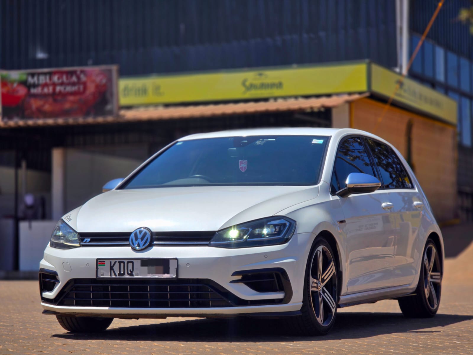 Volkswagen Golf R
