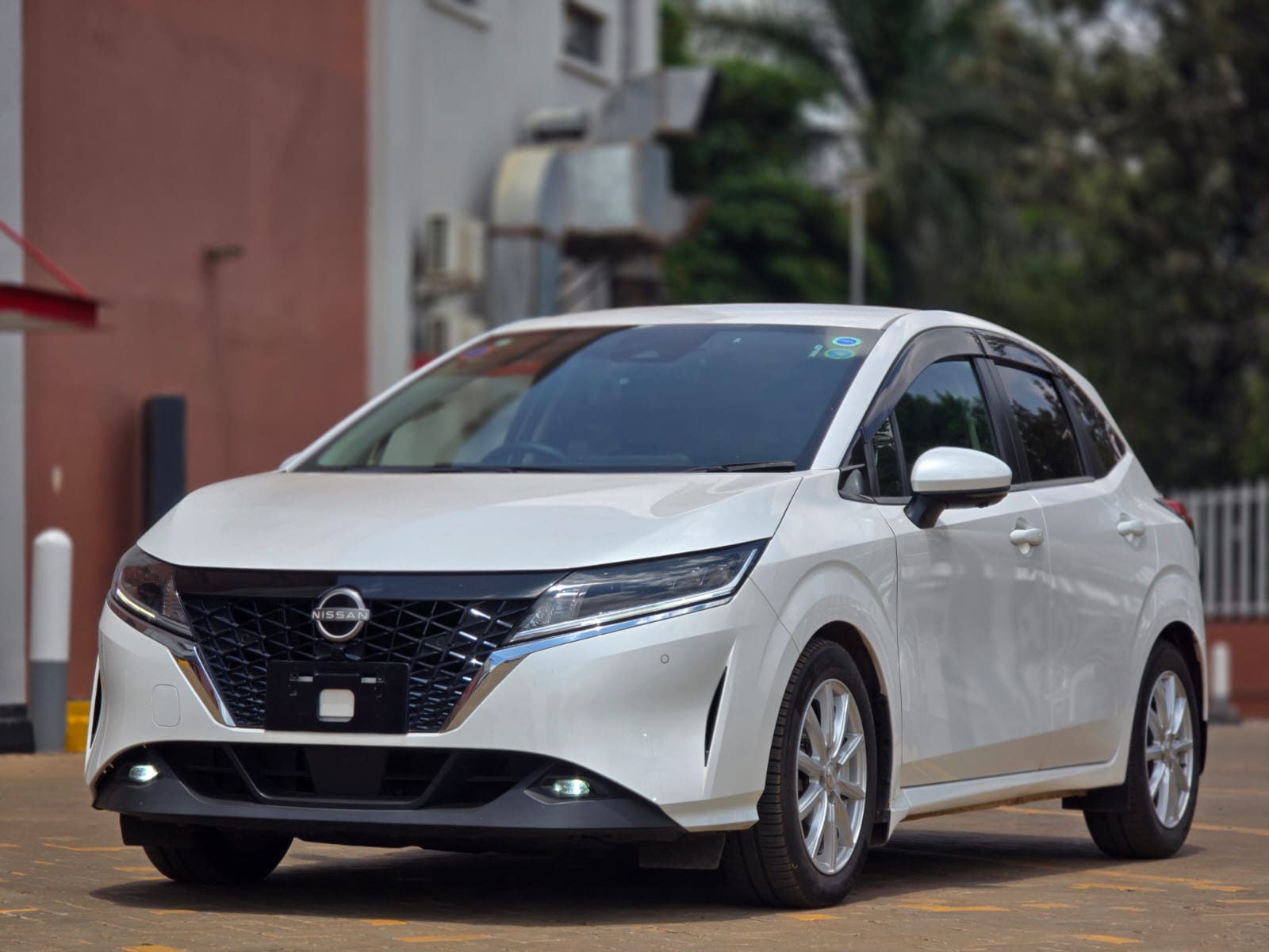 Nissan Note e-Power "E13"
