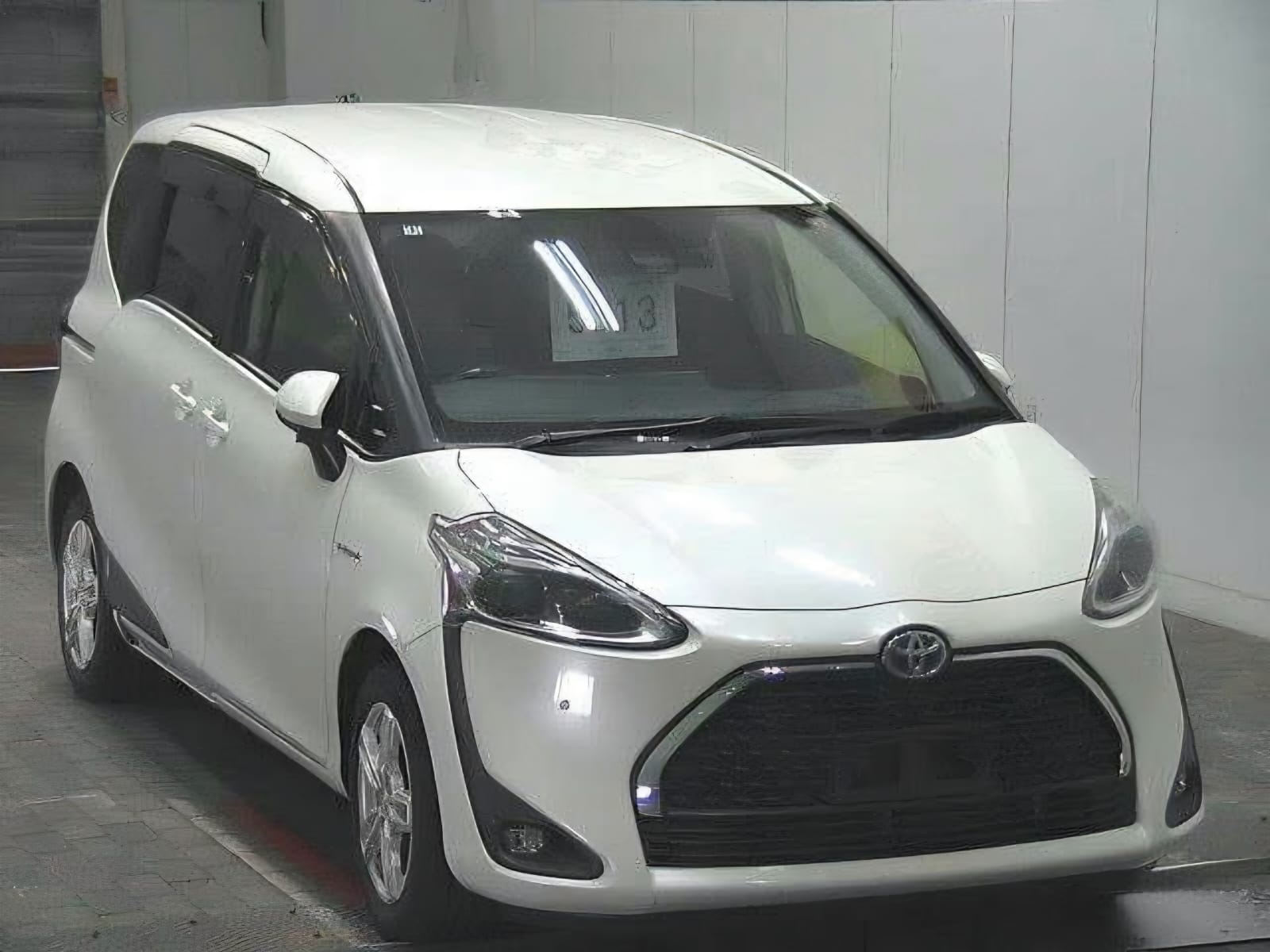 Toyota Sienta/PWD ONLY