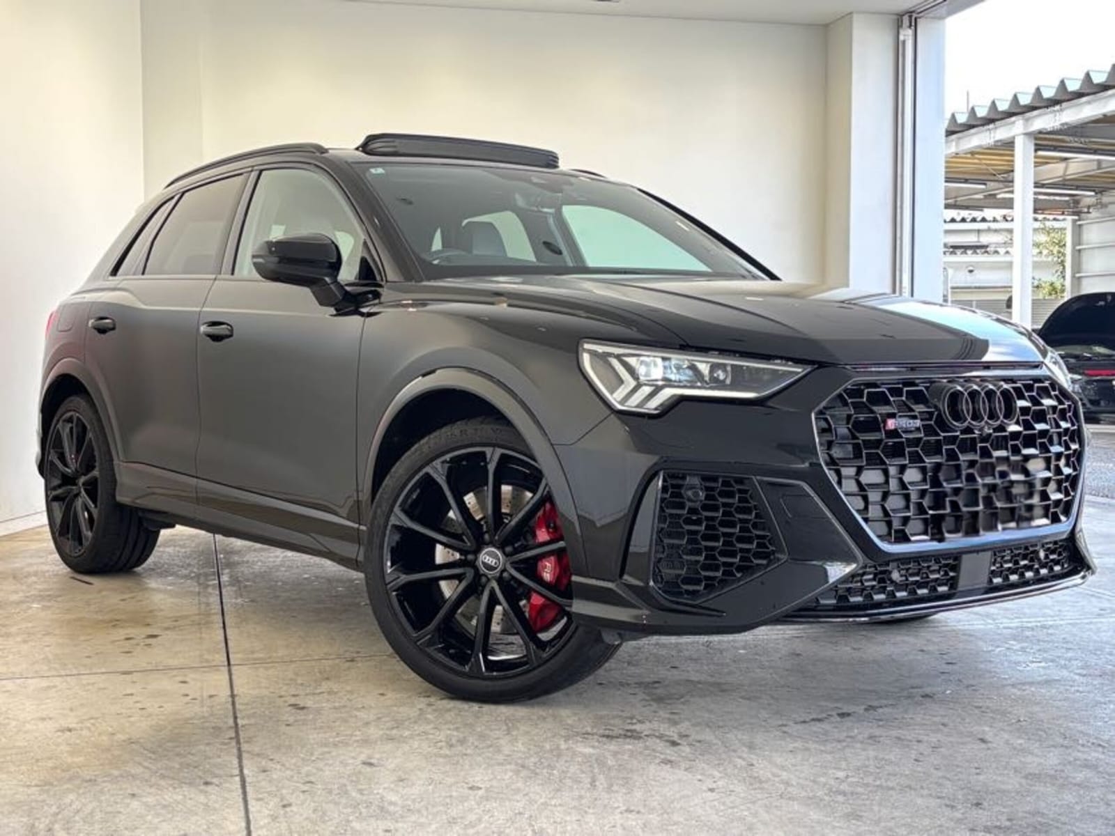 Audi RSQ3