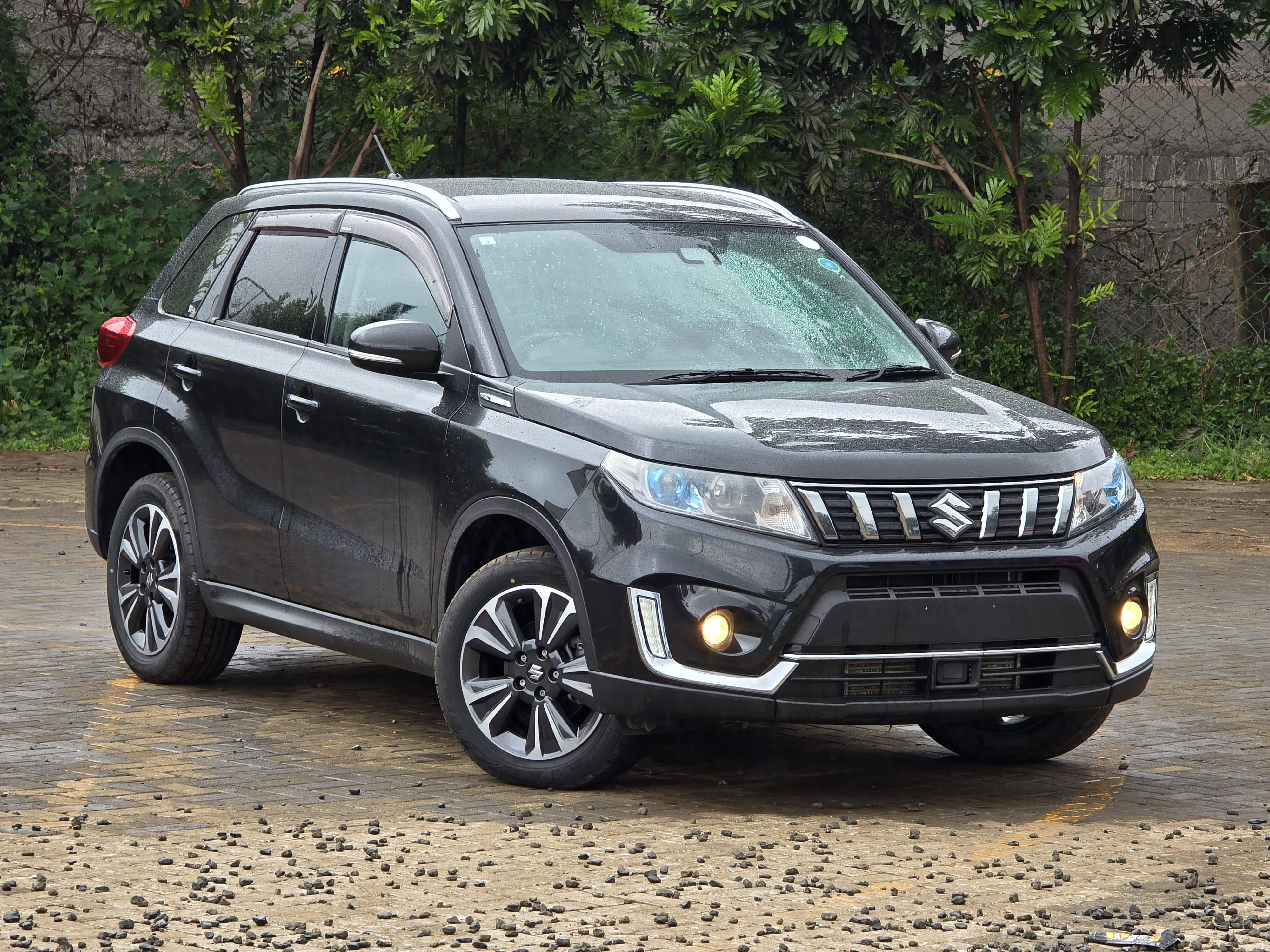 Suzuki Escudo