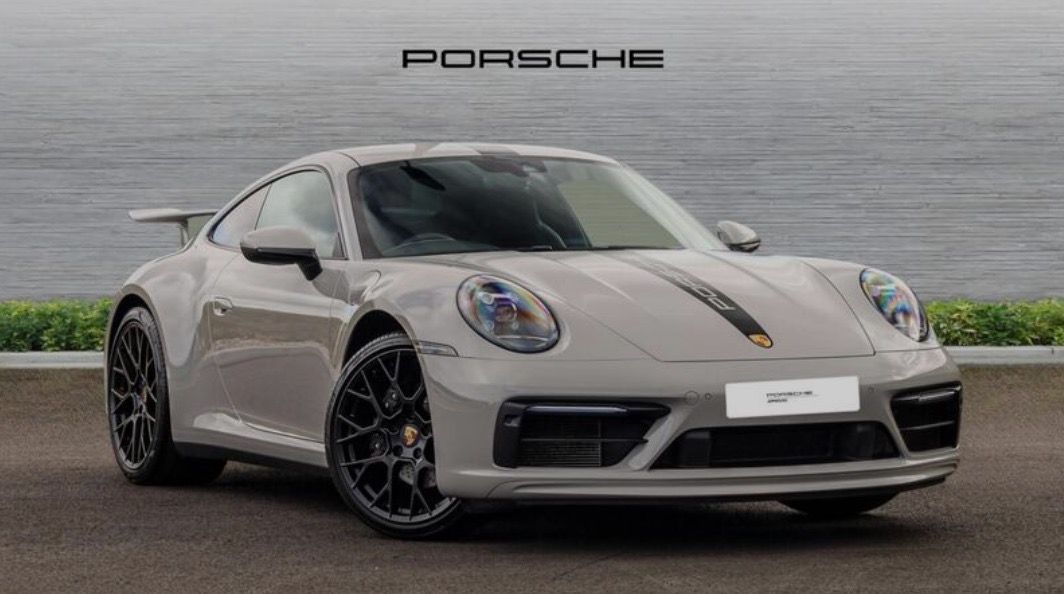 Porsche 911 Carrera