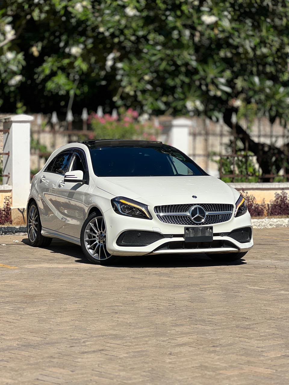 Mercedes Benz A180