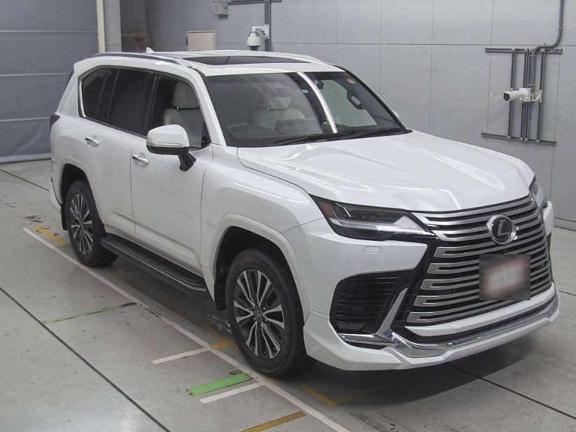 Lexus LX600 4WD