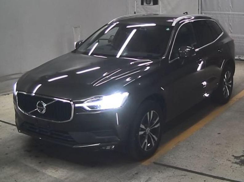 Volvo XC60 B5 Momentum