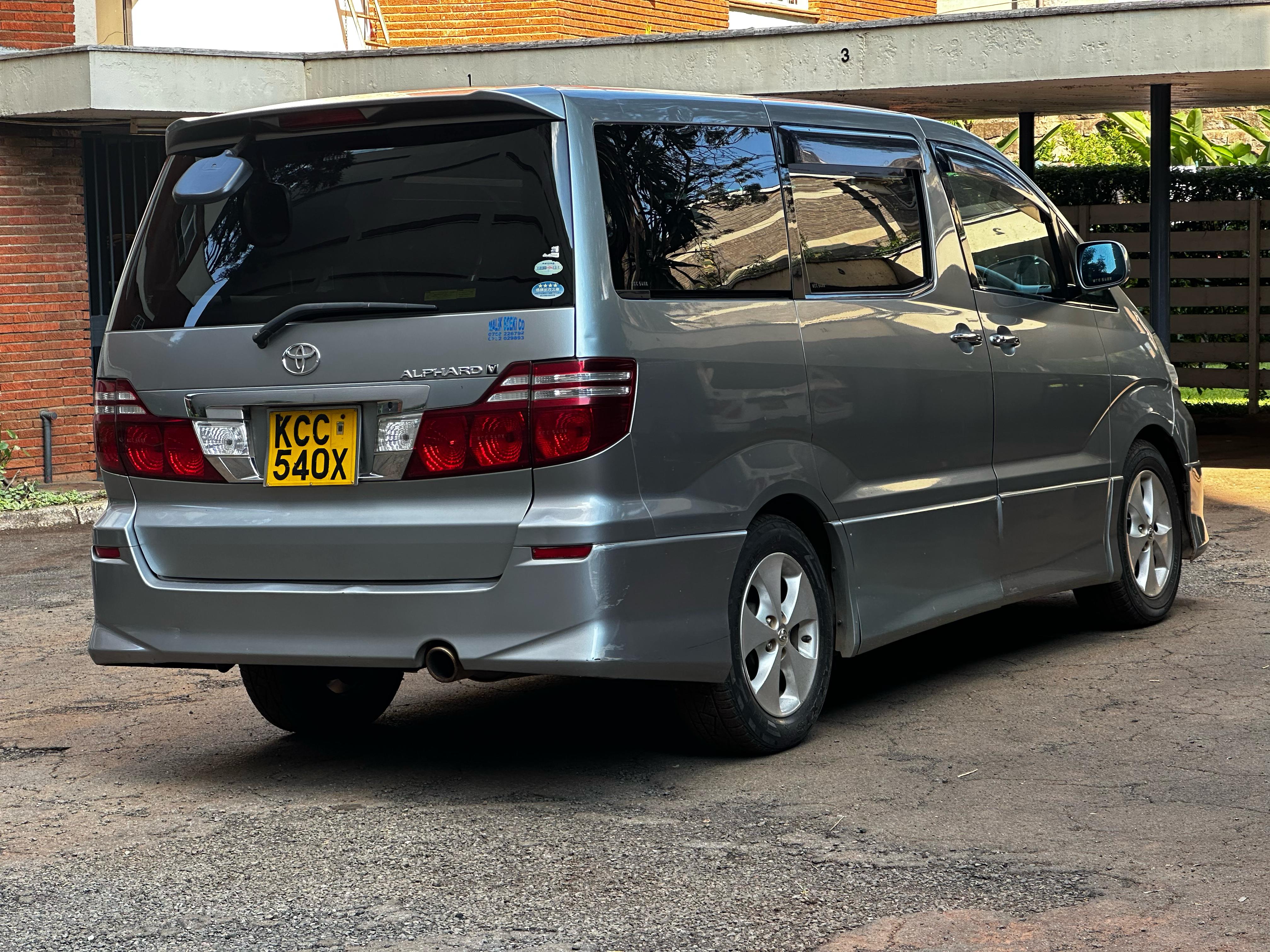 Toyota Alphard | Kev and carZ