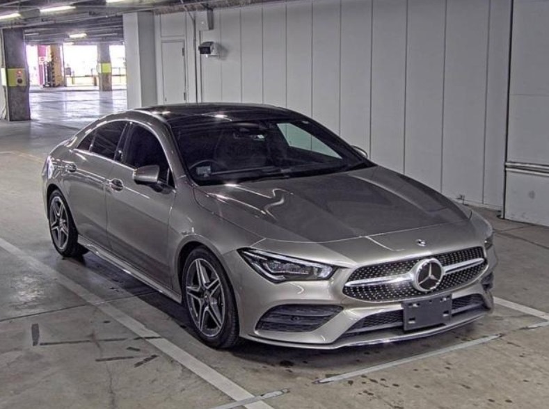 Mercedes Benz CLA 250 4MATIC AMG Line