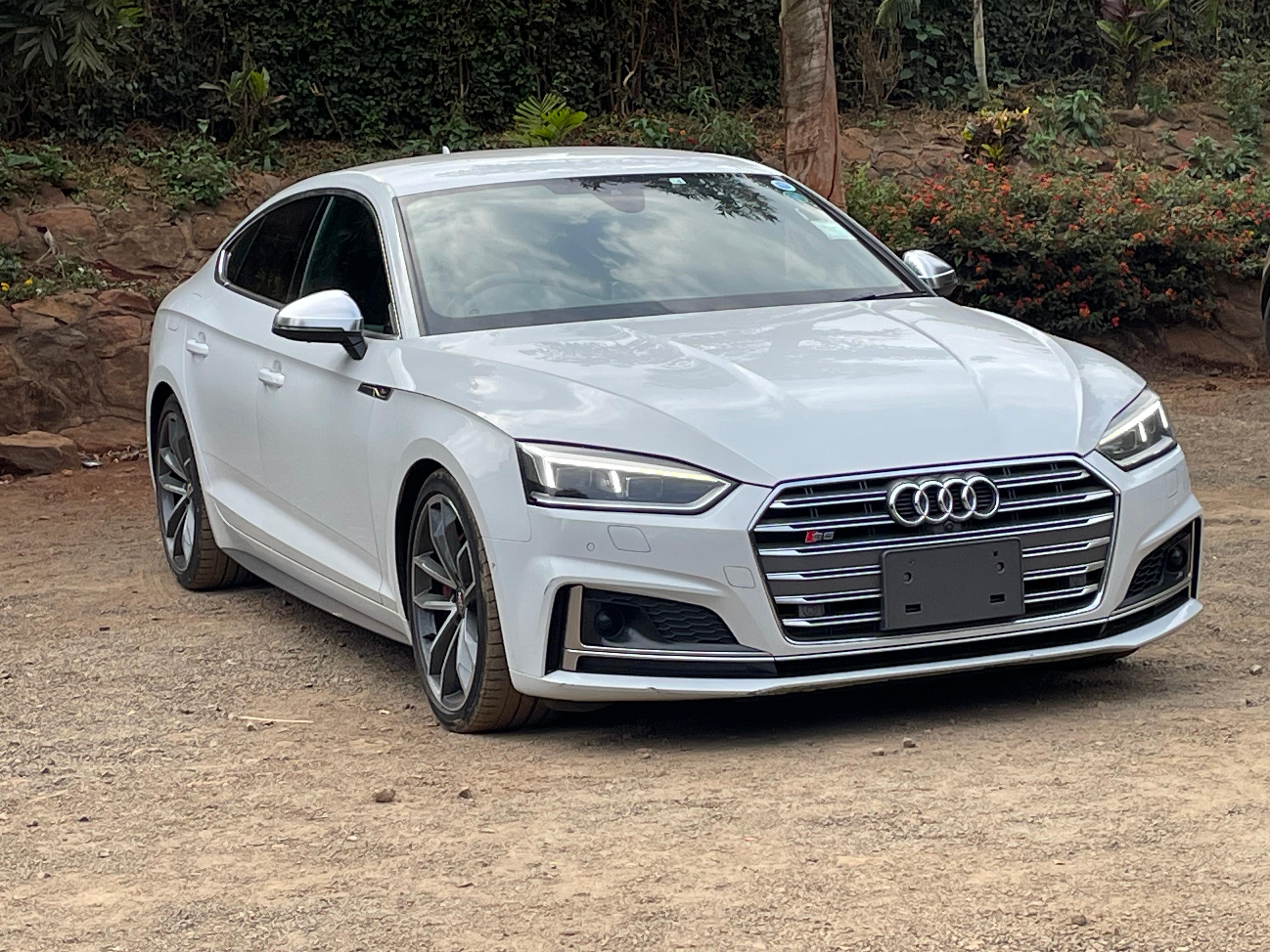 Audi S5